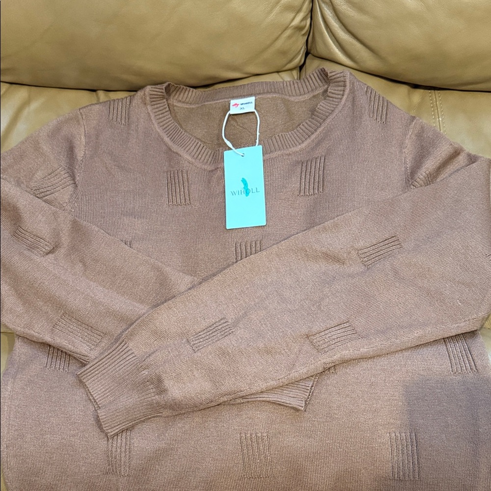 Women’s crewneck lightweight sweater